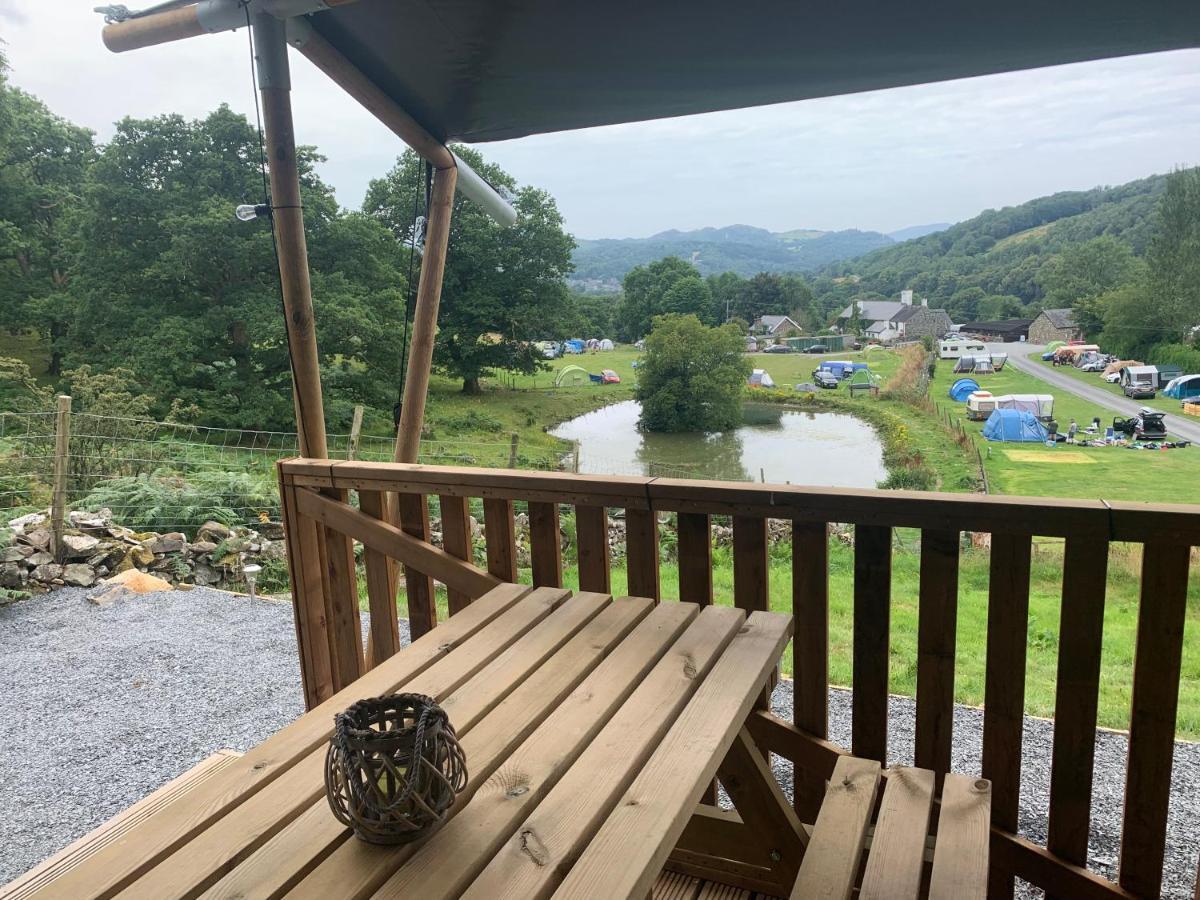 Mountain View Safari Tent With Hot Tub In The Heart Of Snowdonia Dolgellau Exterior photo